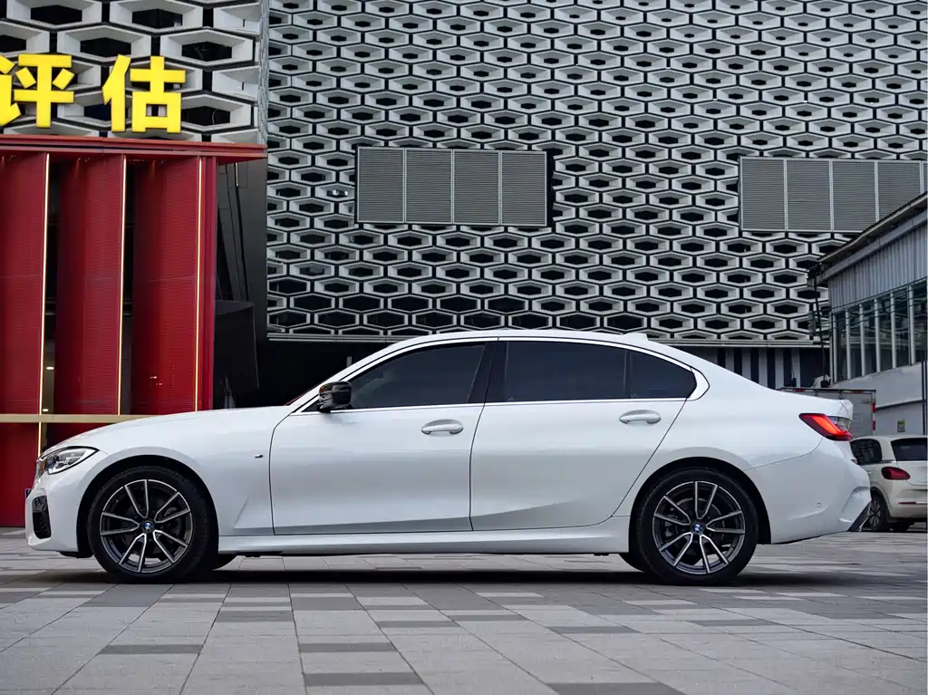 BMW 3 Series 3 2021 325Li M Sport