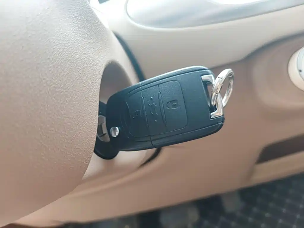 Wuling MINIEV — миниатюра 9