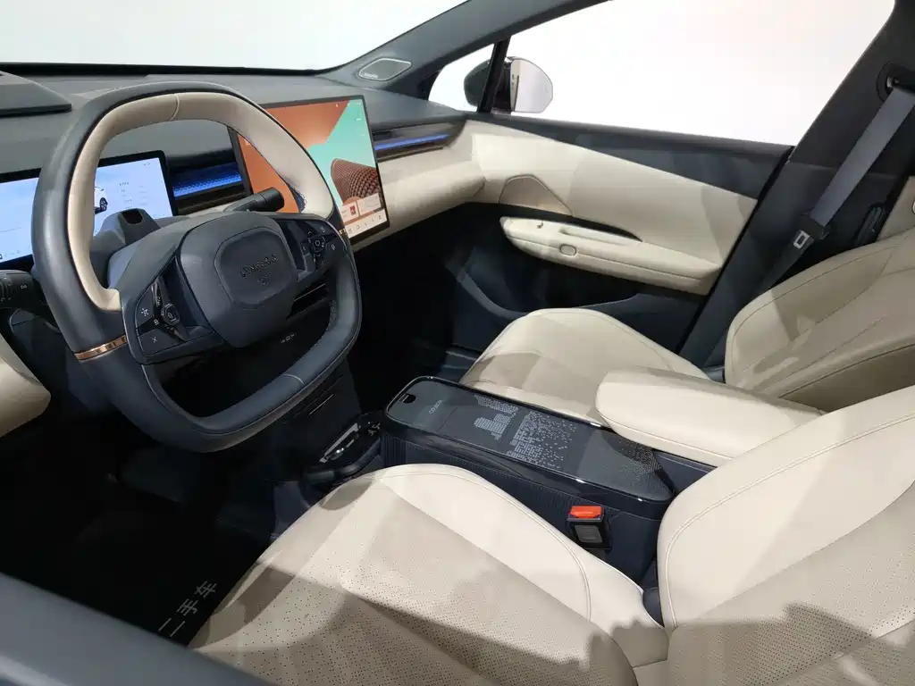 Lynk & Co Z20 — миниатюра 11