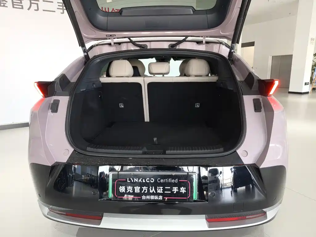 Lynk & Co Z20 — миниатюра 17