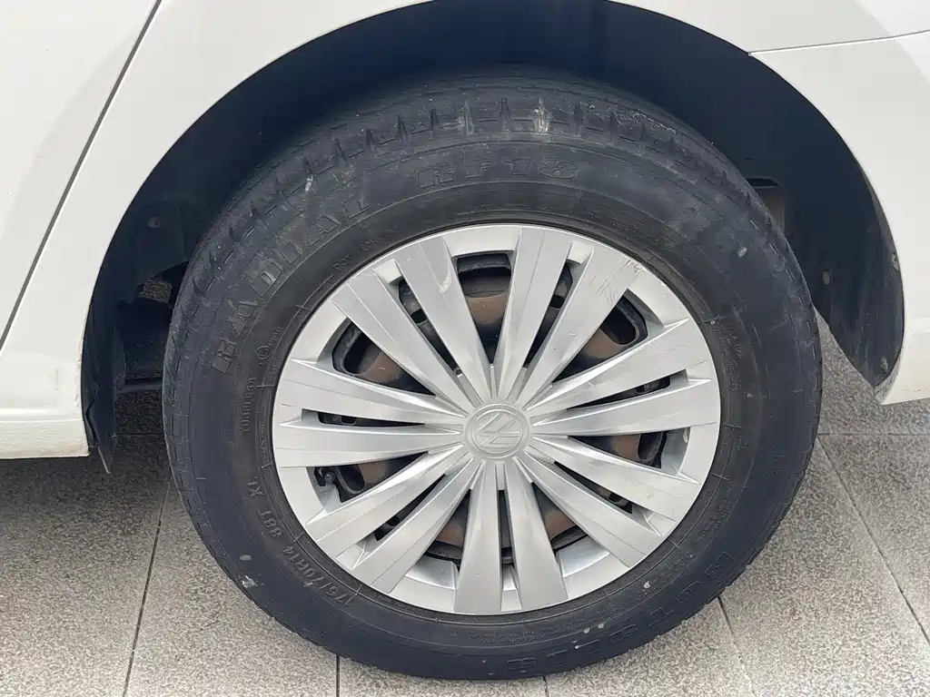 Volkswagen Santana 1.5L Auto Elegant Edition, фото 15