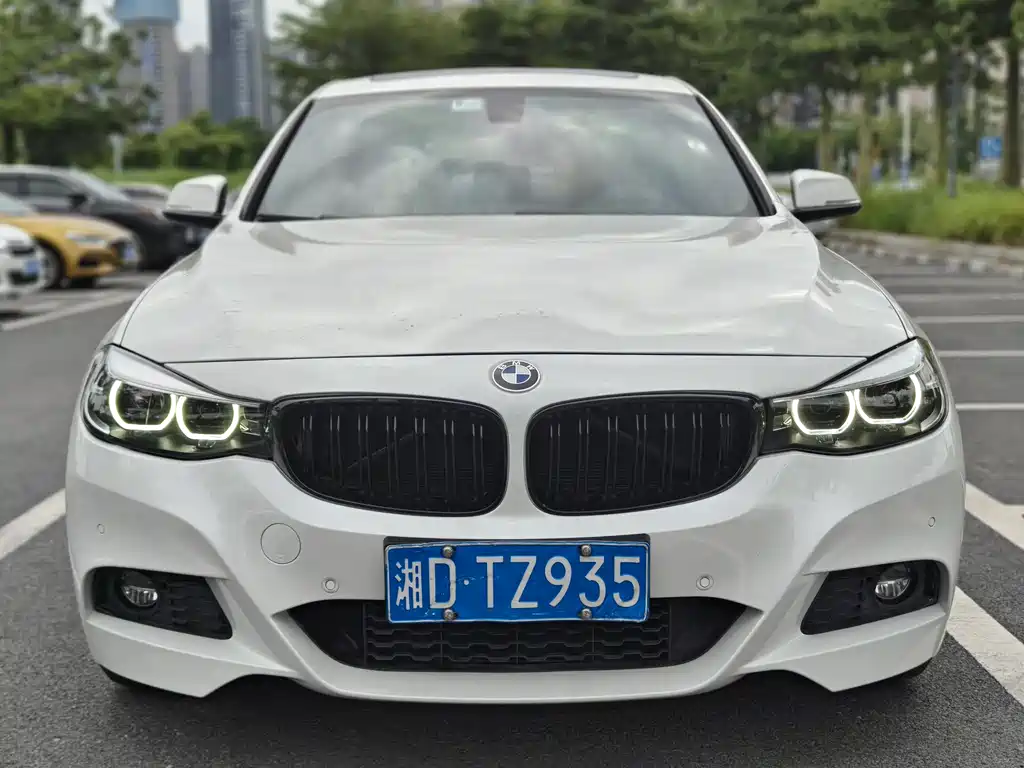 BMW 3 Series GT 3 GT 2020 320i M Sport