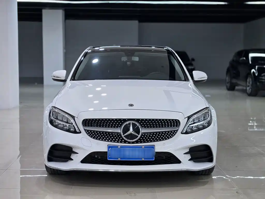 Mercedes-Benz C-Class — миниатюра 2