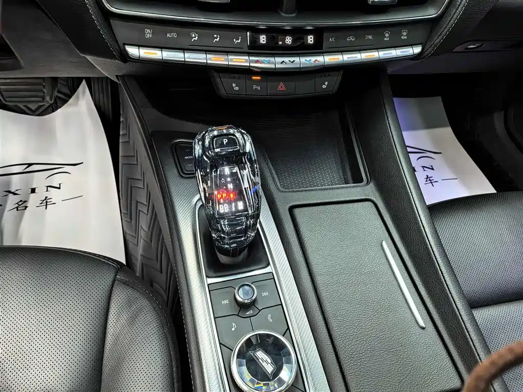 Cadillac CT5 — миниатюра 9