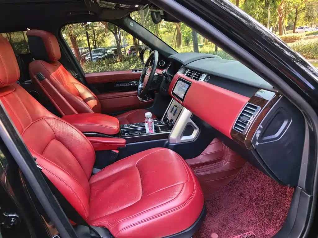 Land Rover Range Rover — миниатюра 10