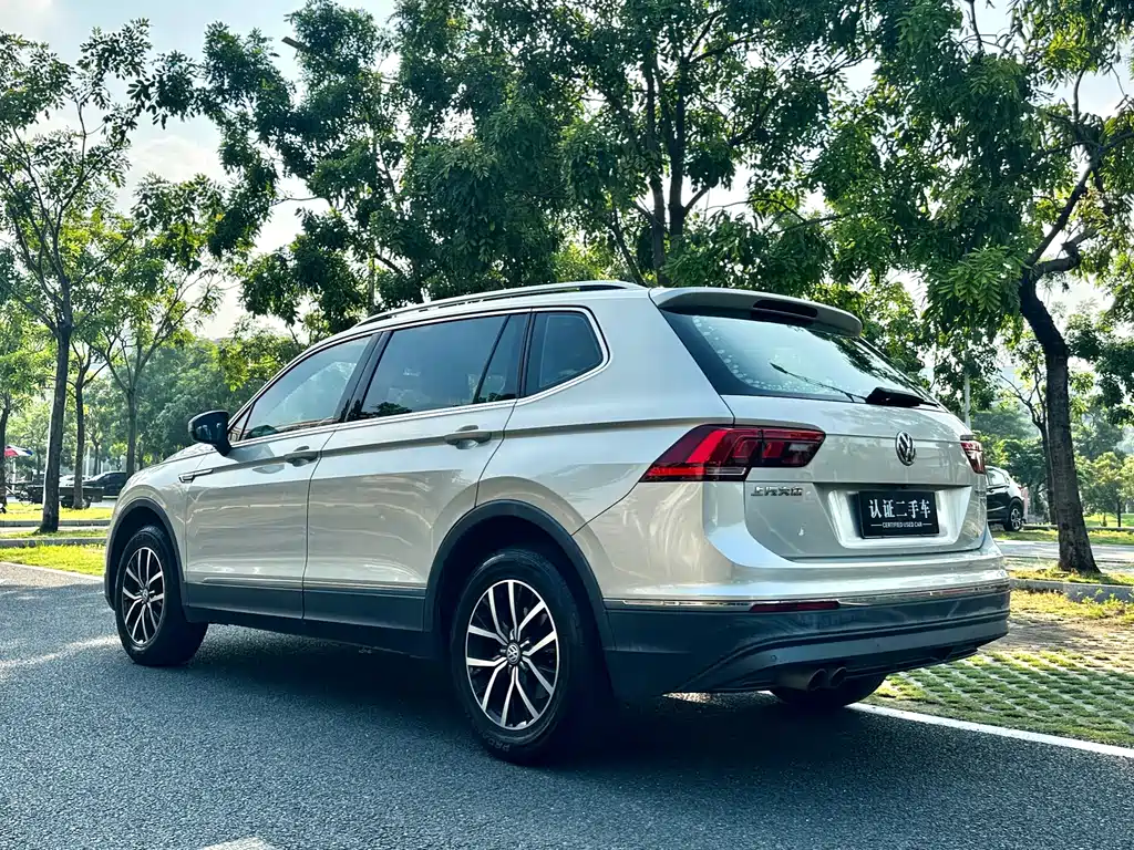 Volkswagen Tiguan L — миниатюра 5