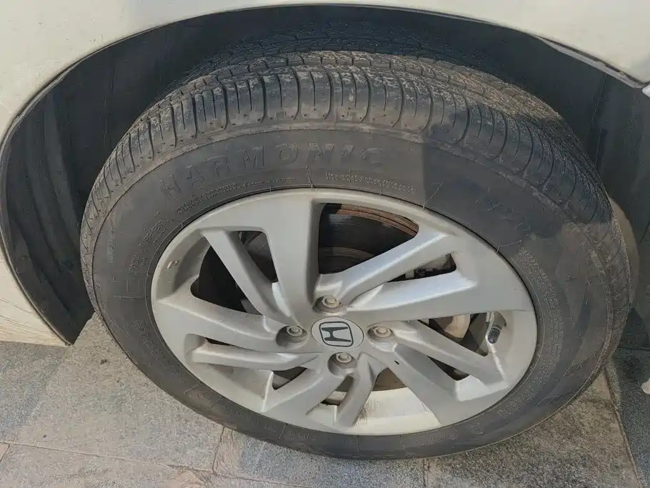 Honda Fit — миниатюра 6