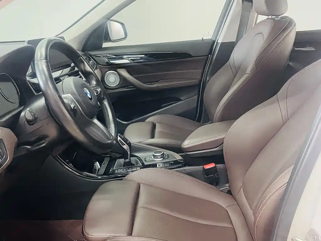 BMW X1 — миниатюра 10
