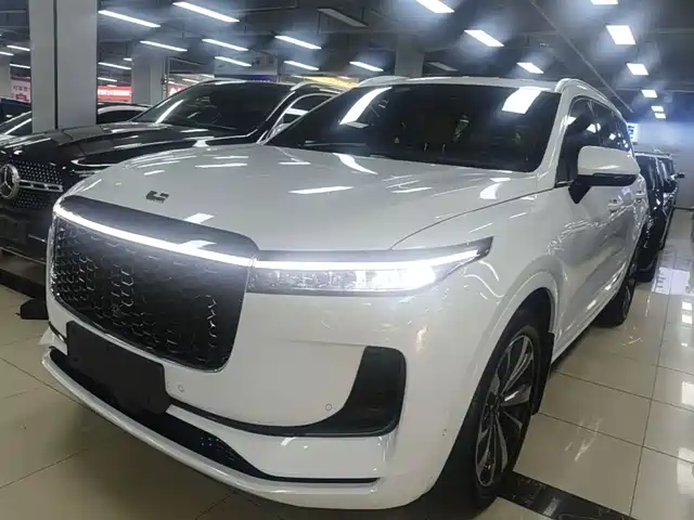 Li Auto ONE