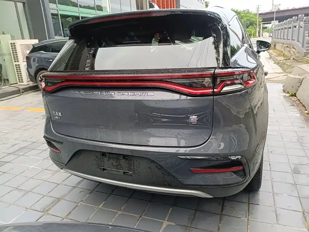 BYD Tang 2023 DM-i Champion 112KM Premium