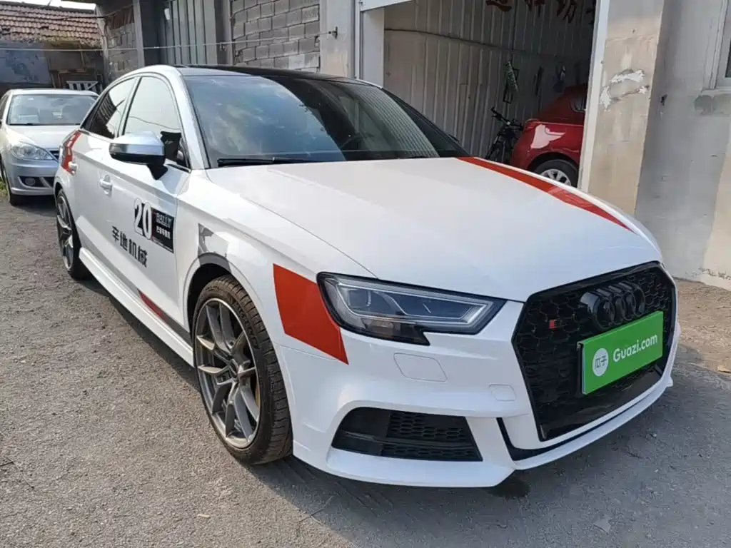 Audi S3 — миниатюра 4