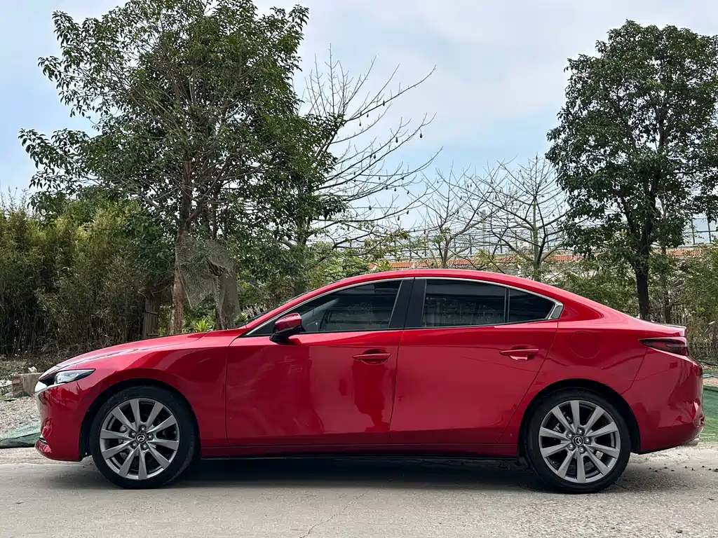 MAZDA 3 ANGKESAILA