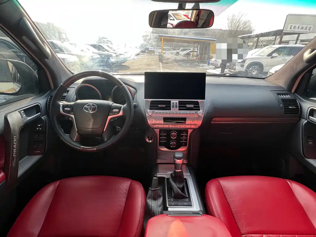 Toyota Land Cruiser Prado 2010 4.0L AT