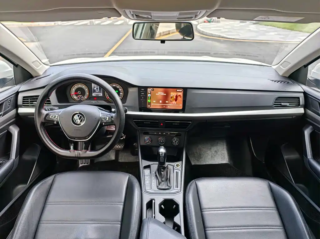 Volkswagen Lavida — миниатюра 8