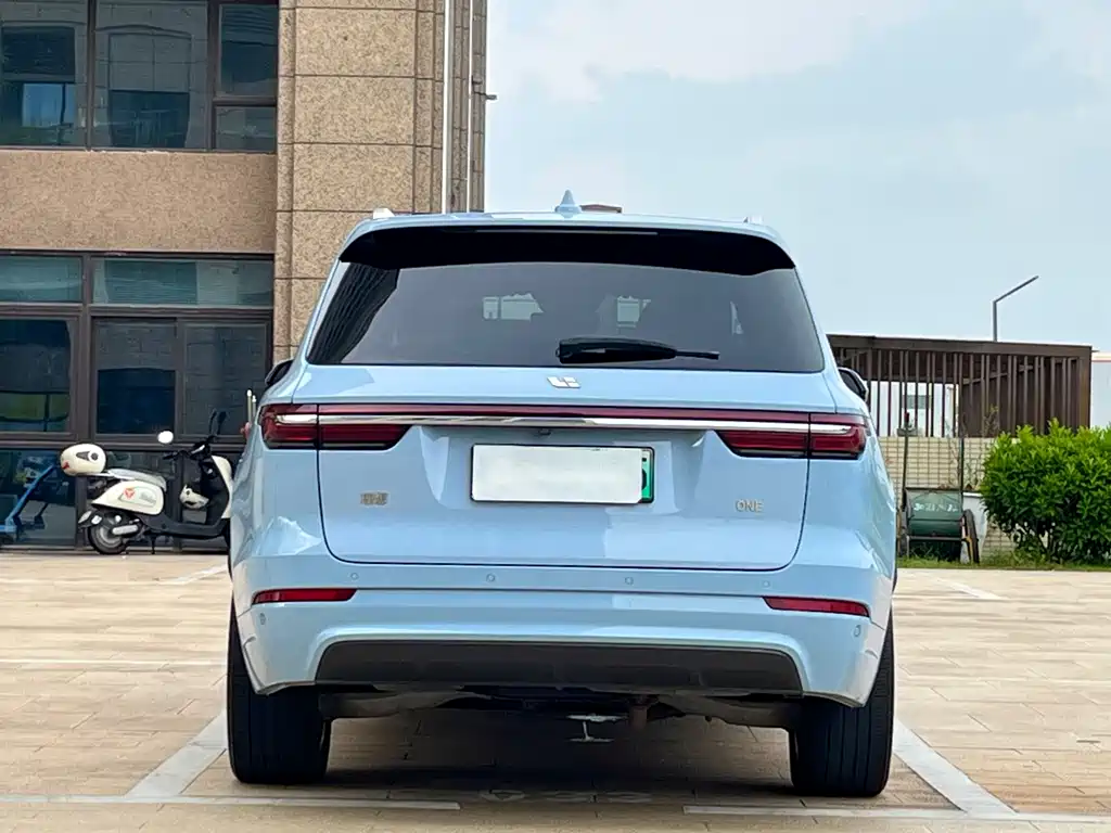 Li Auto Li ONE — миниатюра 8
