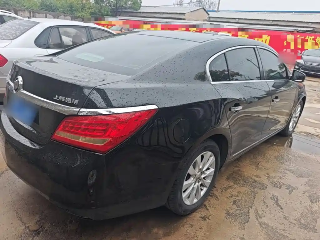 Buick LaCrosse — миниатюра 7