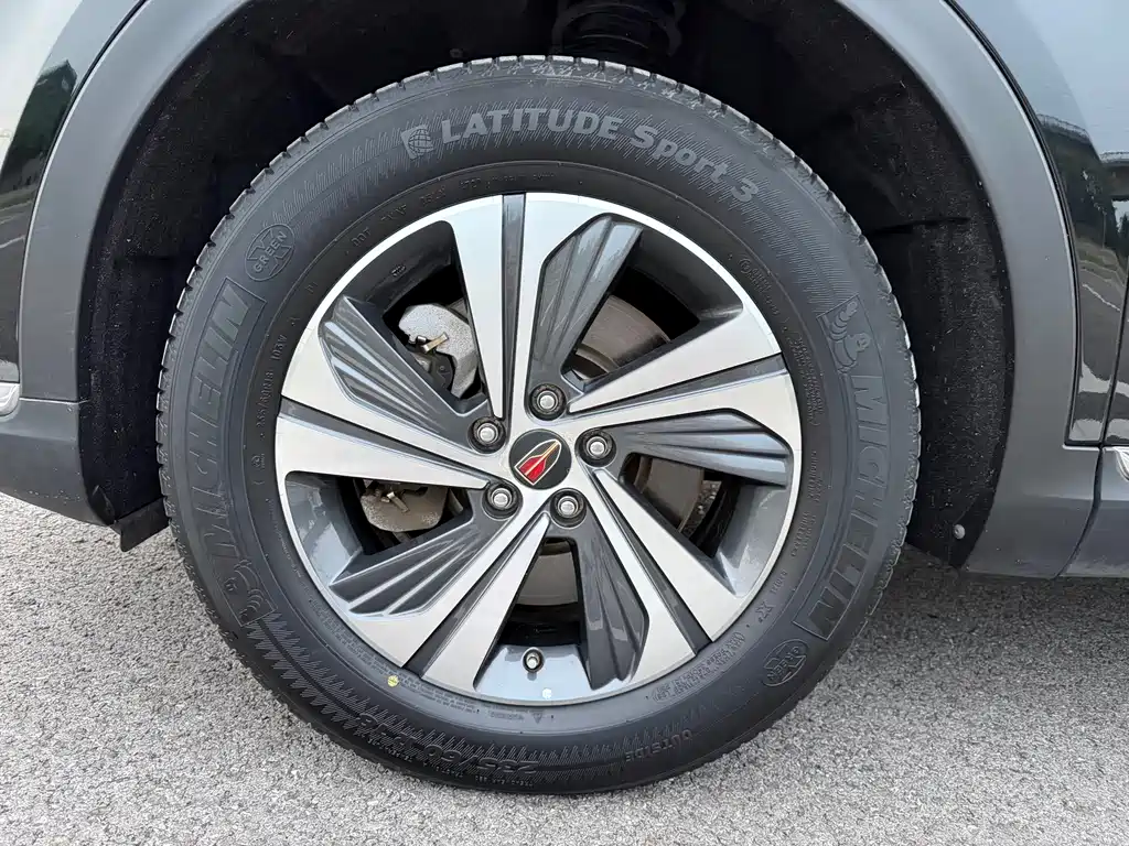 Hongqi Hongqi HS5 — миниатюра 24