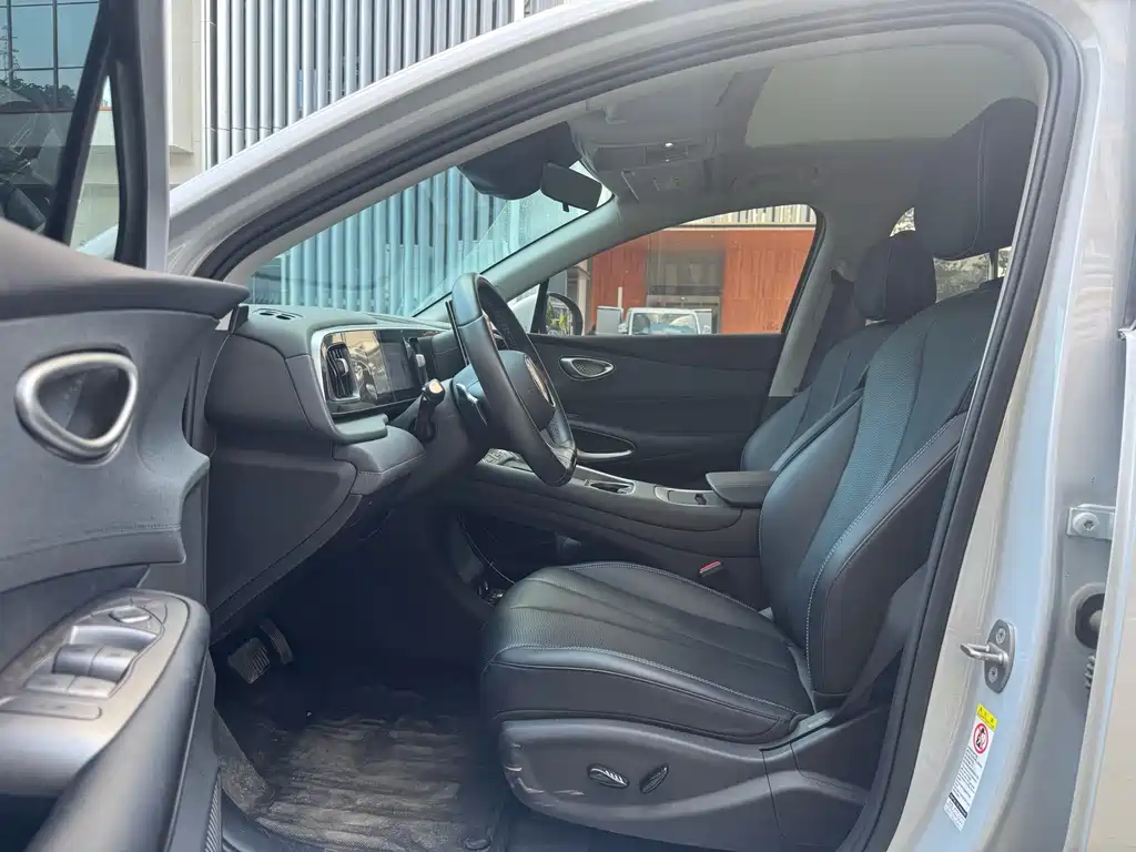 BYD Sealion 05 EV — миниатюра 3