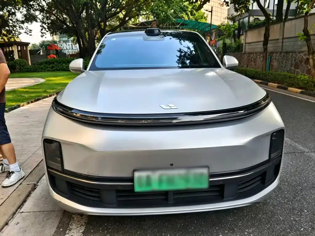 Li Auto Li L8 — миниатюра 2