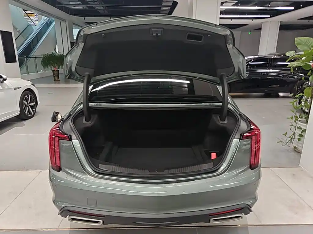 Cadillac CT5 — миниатюра 19