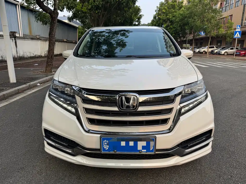 Honda Elysion — миниатюра 2