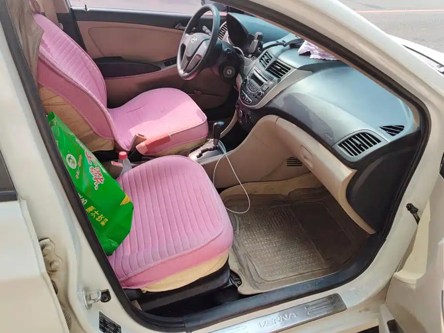 Hyundai Verna — миниатюра 8