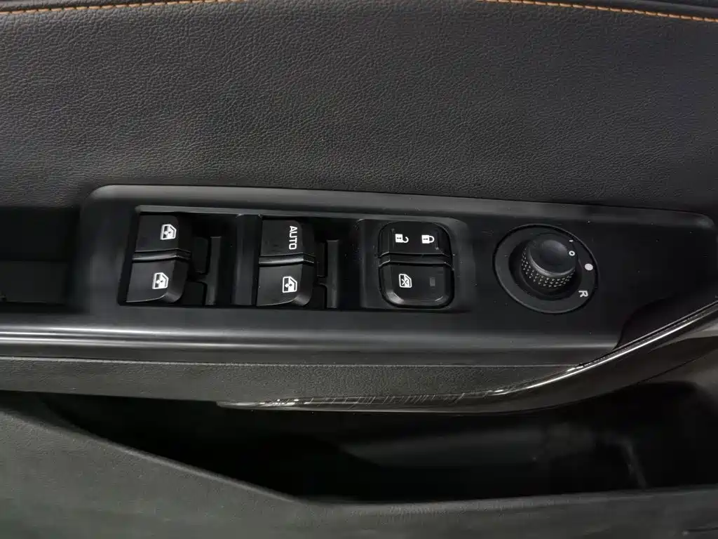 Baojun 310 2017 1.5L MT Fashion