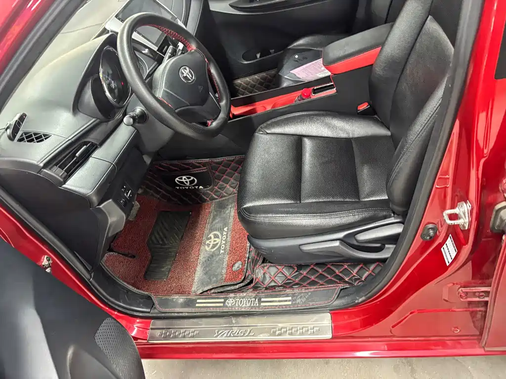 Toyota Yaris L — миниатюра 4