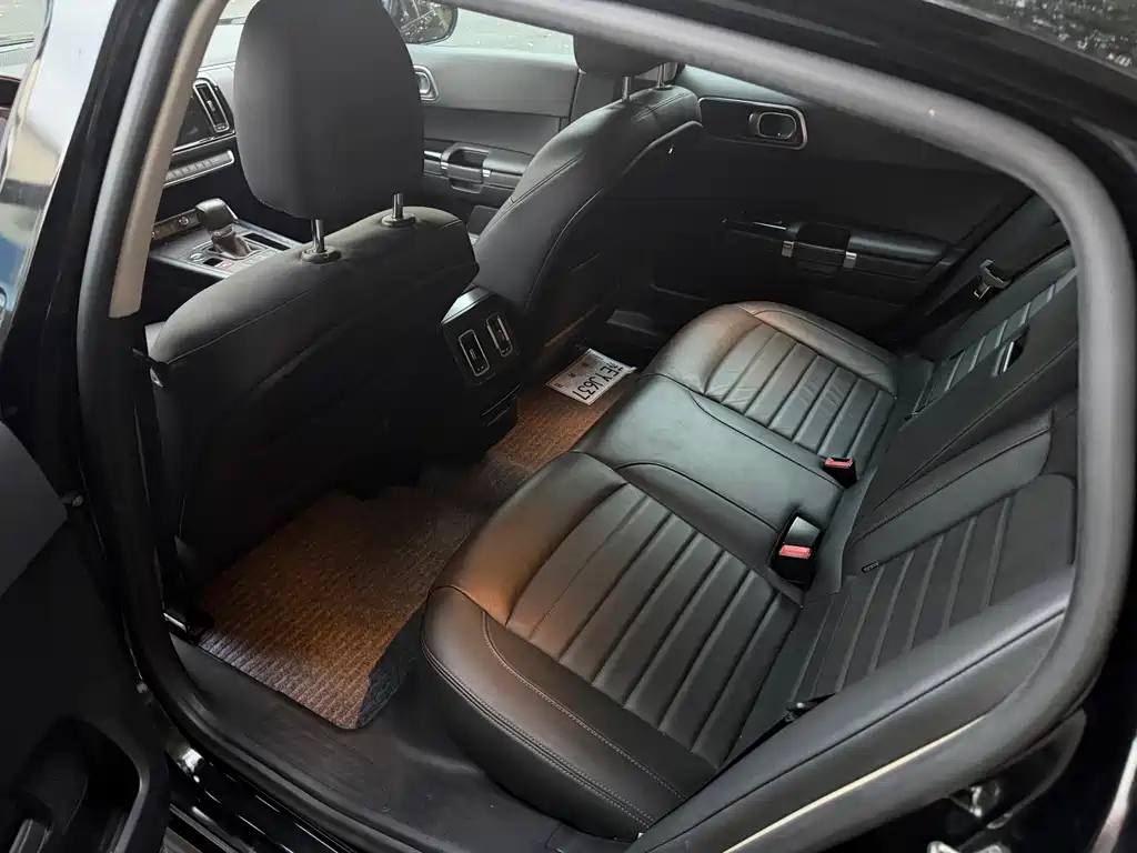 Citroen C6 — миниатюра 9