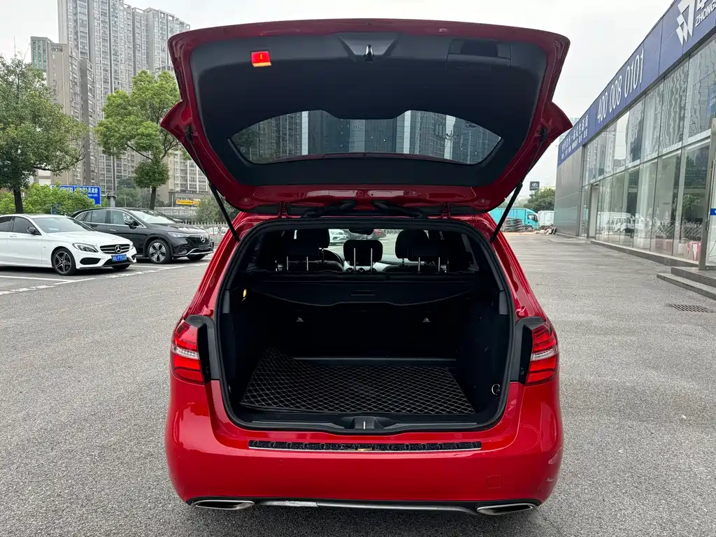 Mercedes-Benz B-Class — миниатюра 8