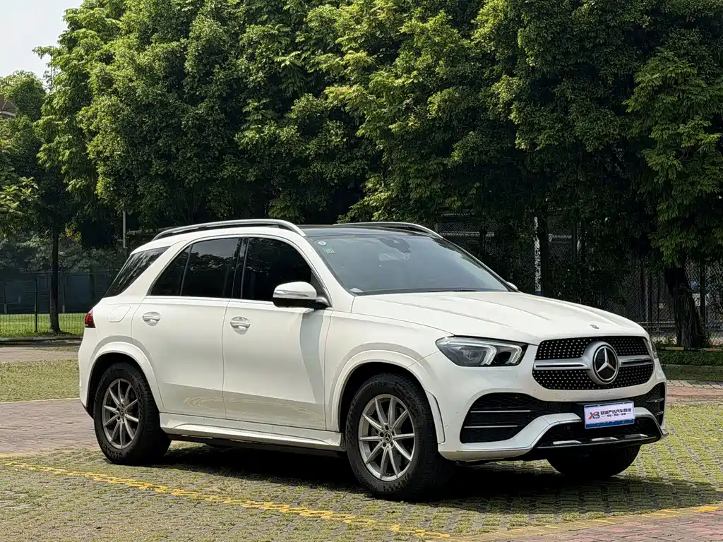 Mercedes-Benz GLE (Import) — миниатюра 4