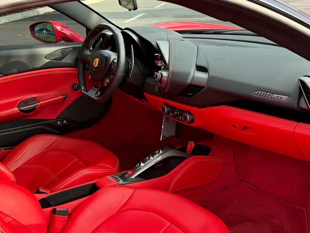Ferrari 488 — миниатюра 4