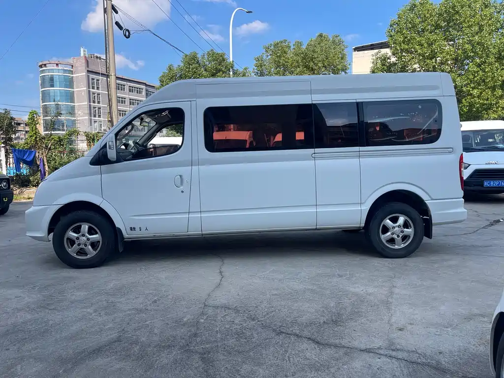 MAXUS V80 — миниатюра 4
