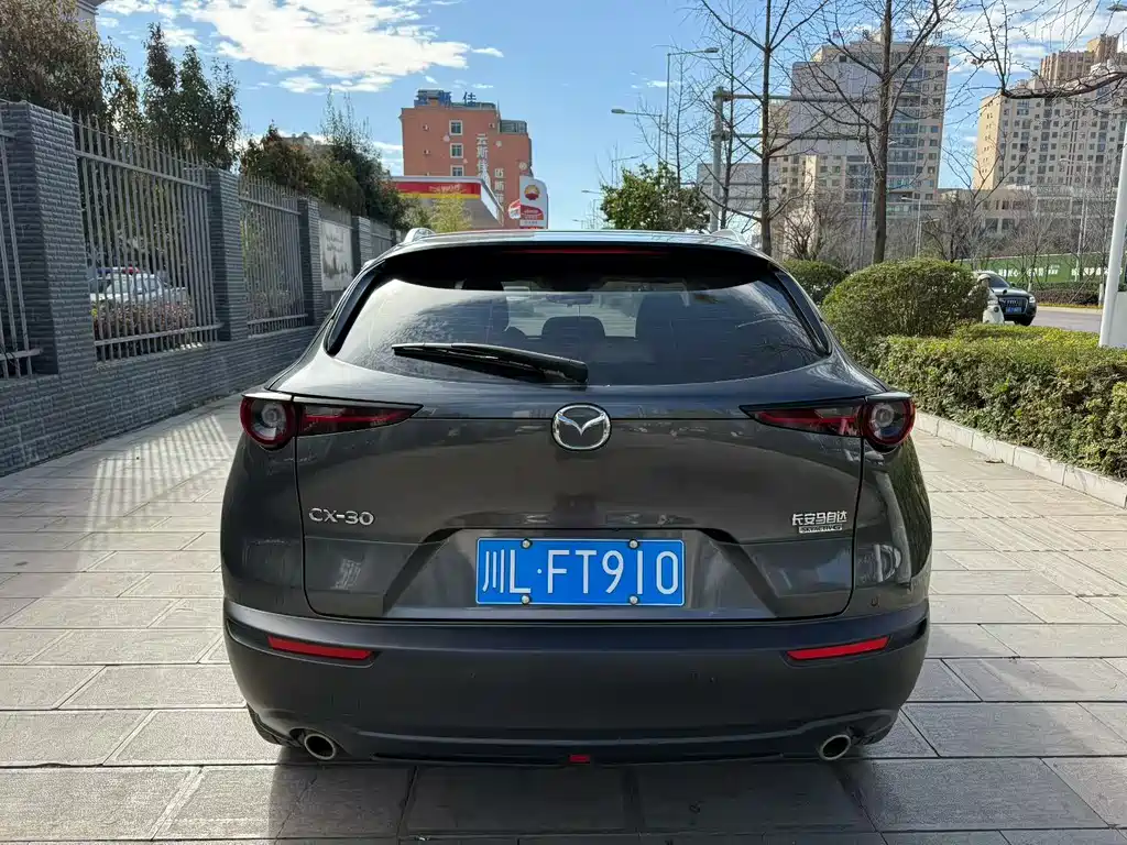 MAZDA CX 30