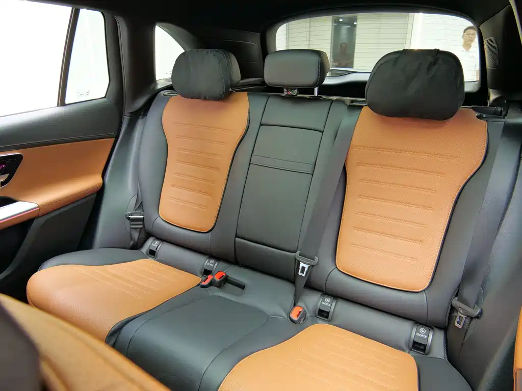 Mercedes-Benz GLC 2025 GLC 260 L 4MATIC