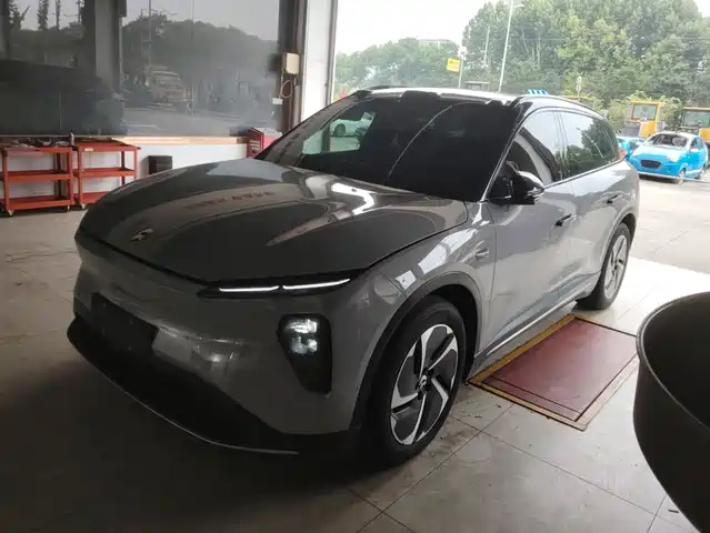 2023 Nio ES6