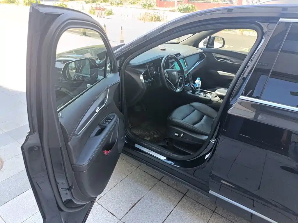 Cadillac XT6 — миниатюра 14