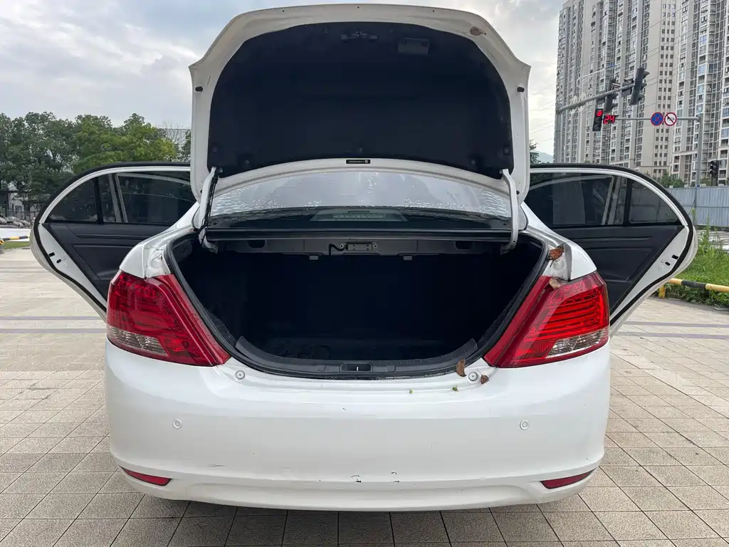 BYD e5 — миниатюра 15