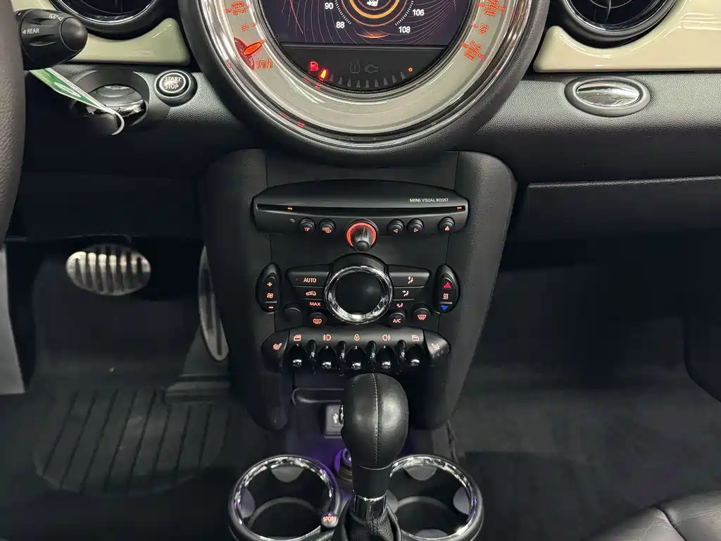 MINI Mini Clubman — миниатюра 18