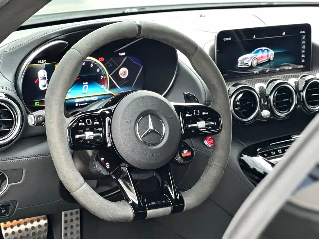 MERCEDES-BENZ AMG GT