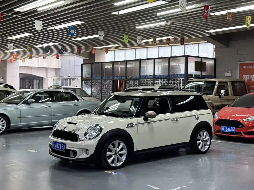 MINI Mini Clubman