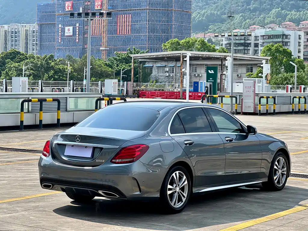 MERCEDES-BENZ C CLASS