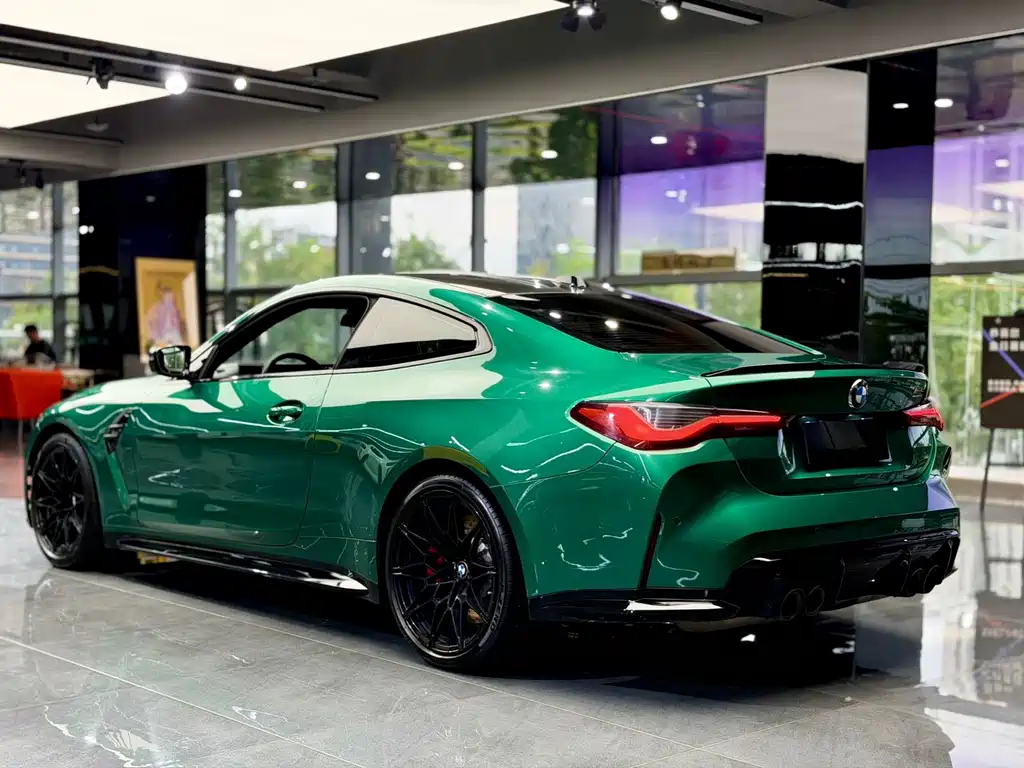 BMW M4 — миниатюра 5