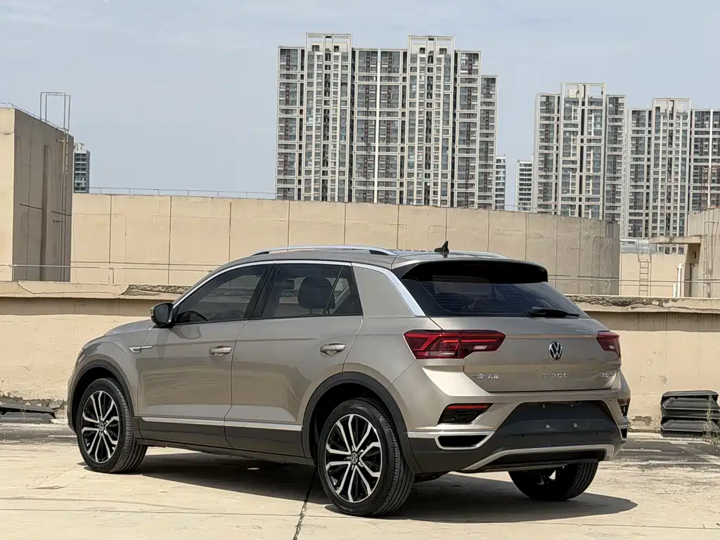 Volkswagen T-Roc — миниатюра 4