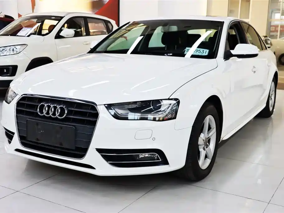 Audi A4L 2014