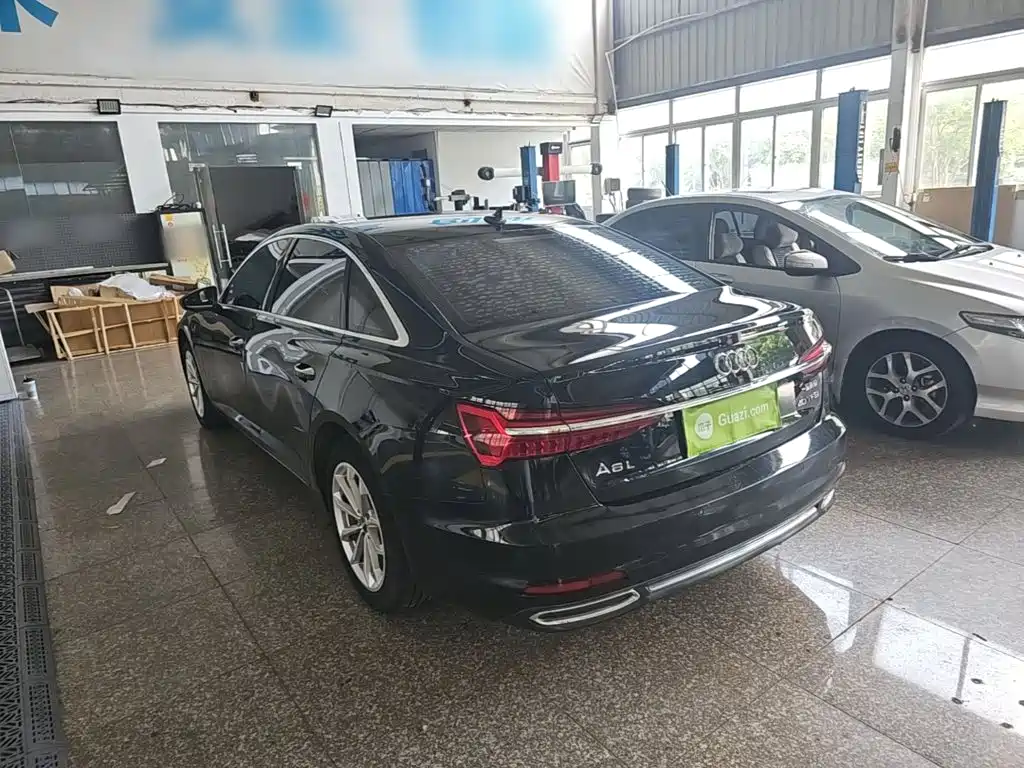 Audi A6L 2021 40 TFSI Luxury