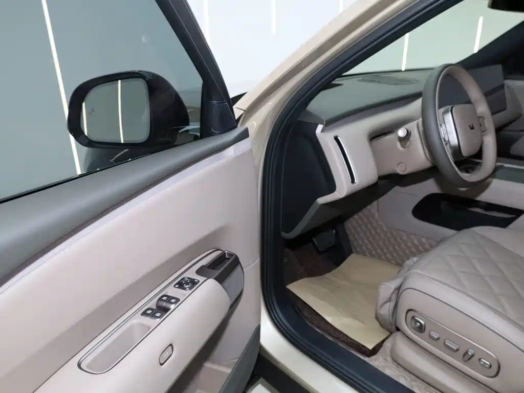 Li Auto Li L9 — миниатюра 11
