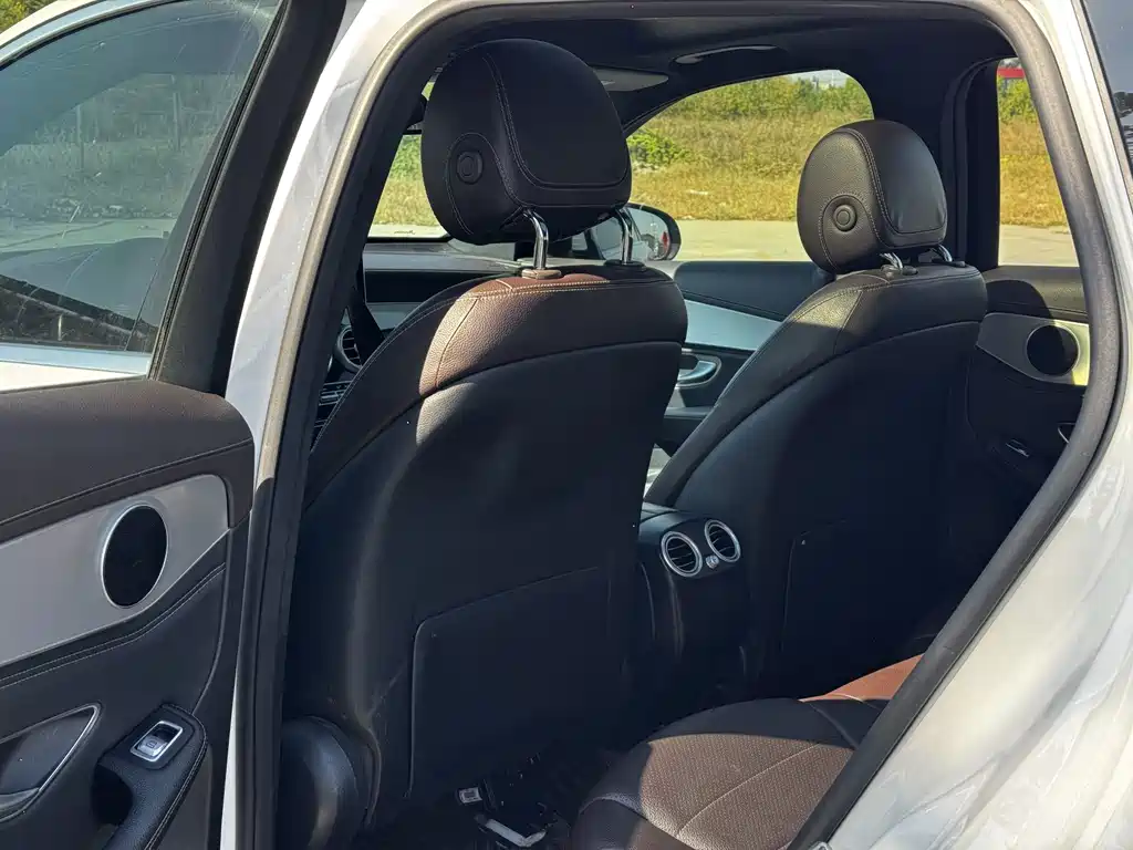 Mercedes-Benz GLC — миниатюра 11