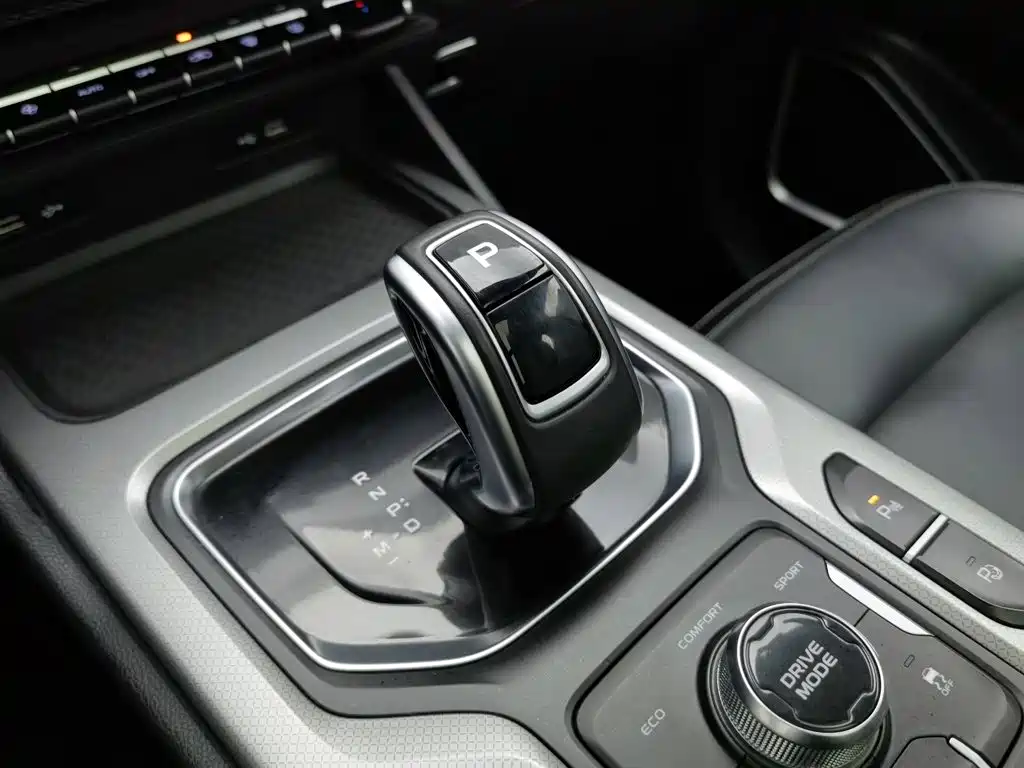 Geely Haoyue — миниатюра 13
