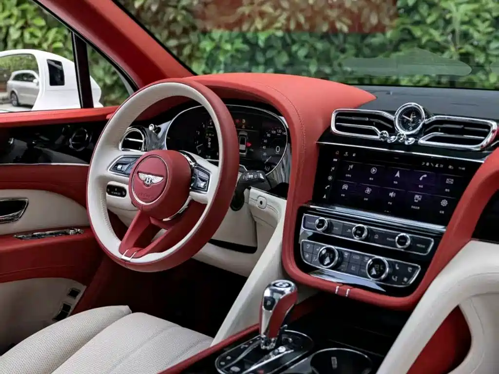 Bentley Bentayga 2024 4.0T V8